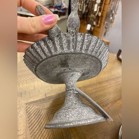 Pedestal Silver Bird Bath - Serving Tray - Picture 3 of 3